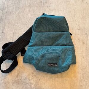 Fitkicks Lattitude Active Lifestyle Sling Bag